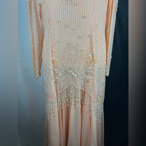 Sho Max Original Even Wedding Formal Gown - Picture 3 of 10